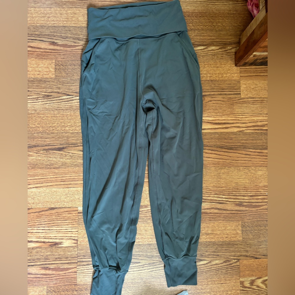 Lululemon joggers